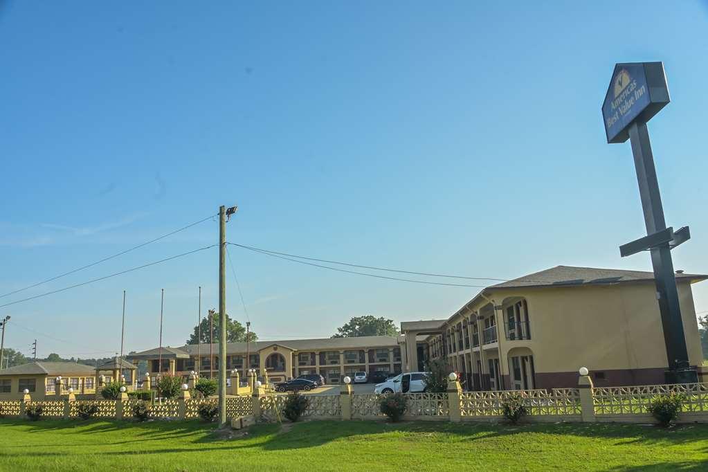 Americas Best Value Inn Meridian Exterior photo