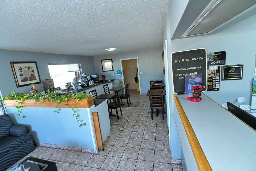Americas Best Value Inn Meridian Interior photo