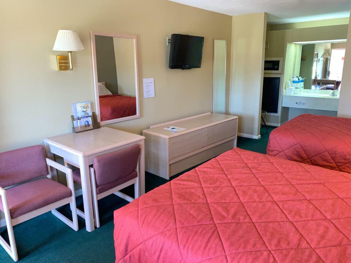 Americas Best Value Inn Meridian Exterior photo