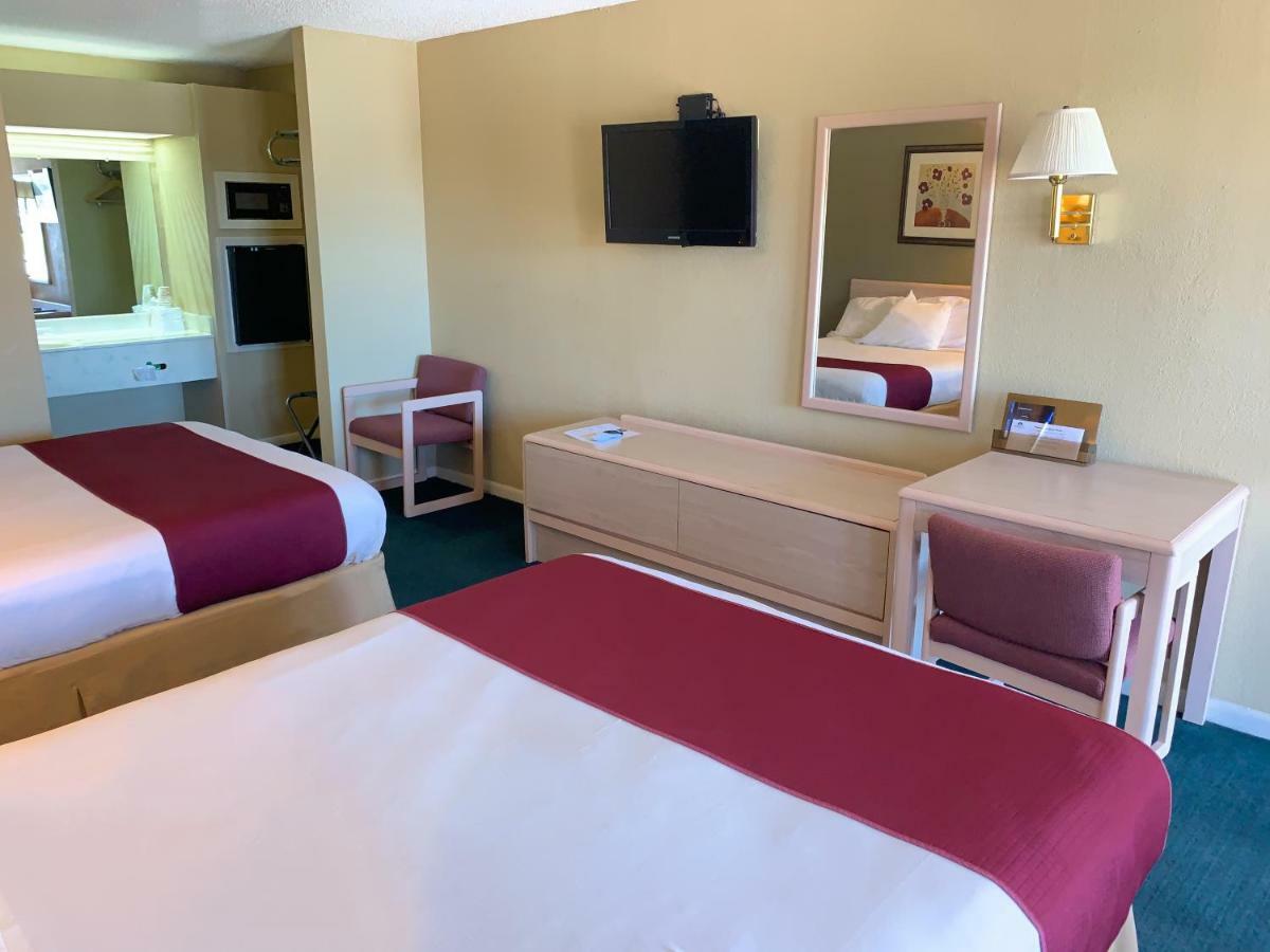 Americas Best Value Inn Meridian Exterior photo