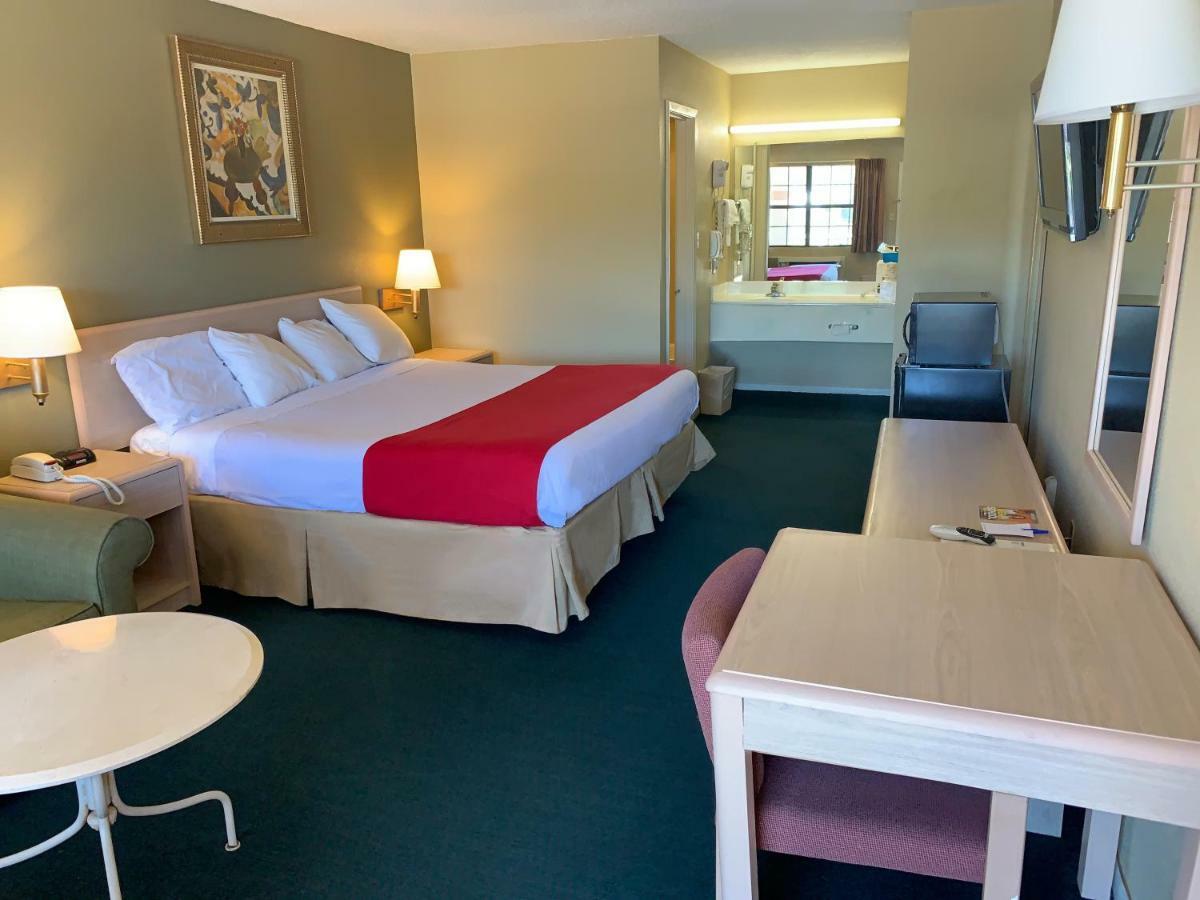 Americas Best Value Inn Meridian Exterior photo
